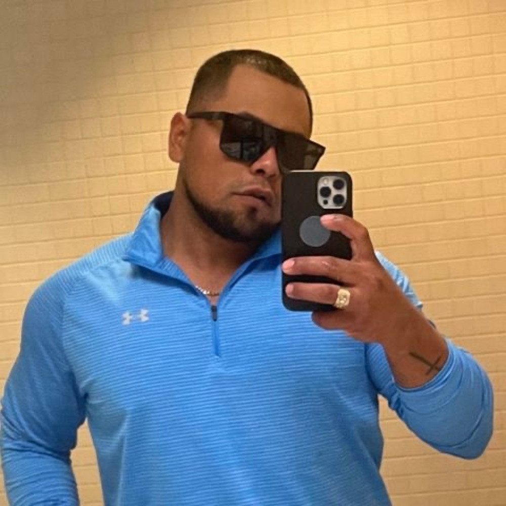 Meet your Posher, Mynor